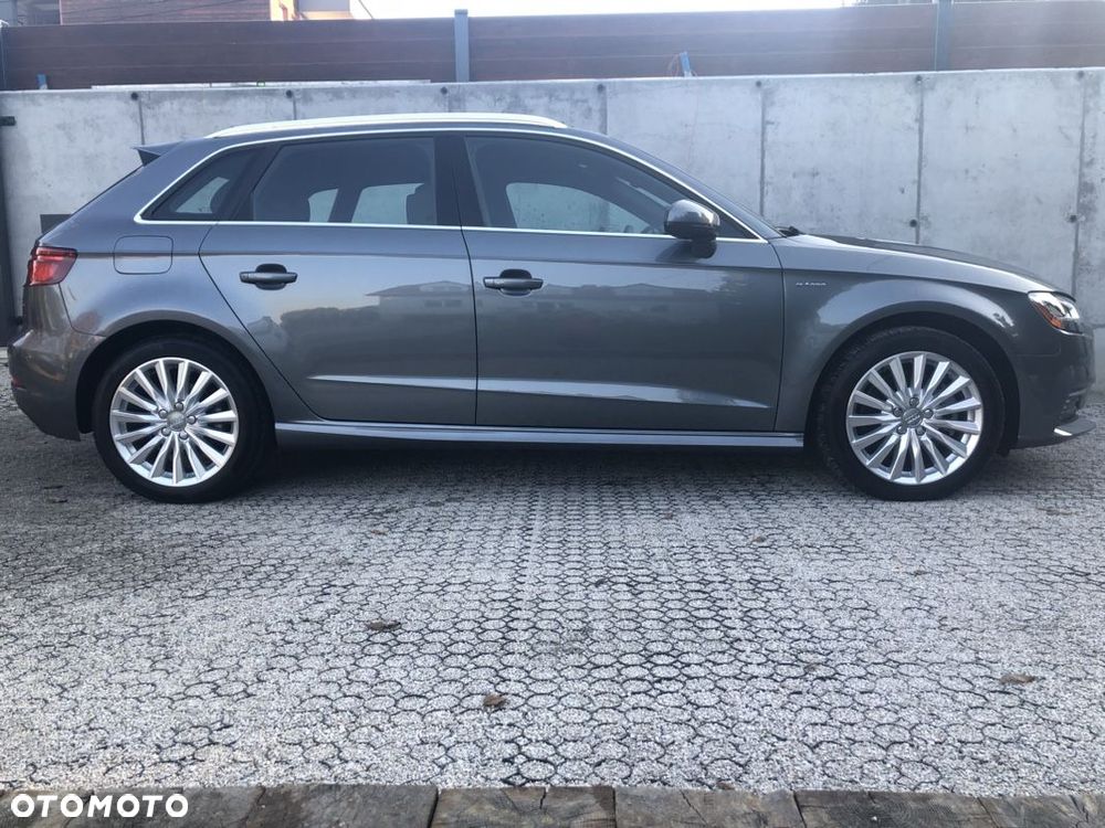 Audi A3 - 3