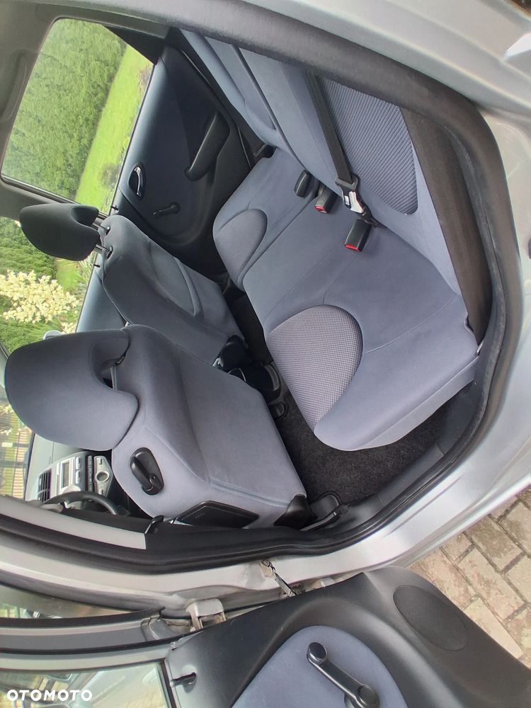Honda Jazz 1.4 CVT ES - 16