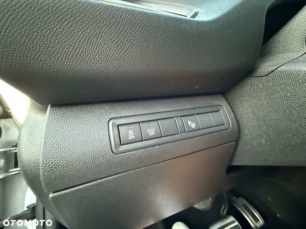 Peugeot 308 PureTech 130 EAT6 Stop & Start GT-Line Edition - 30