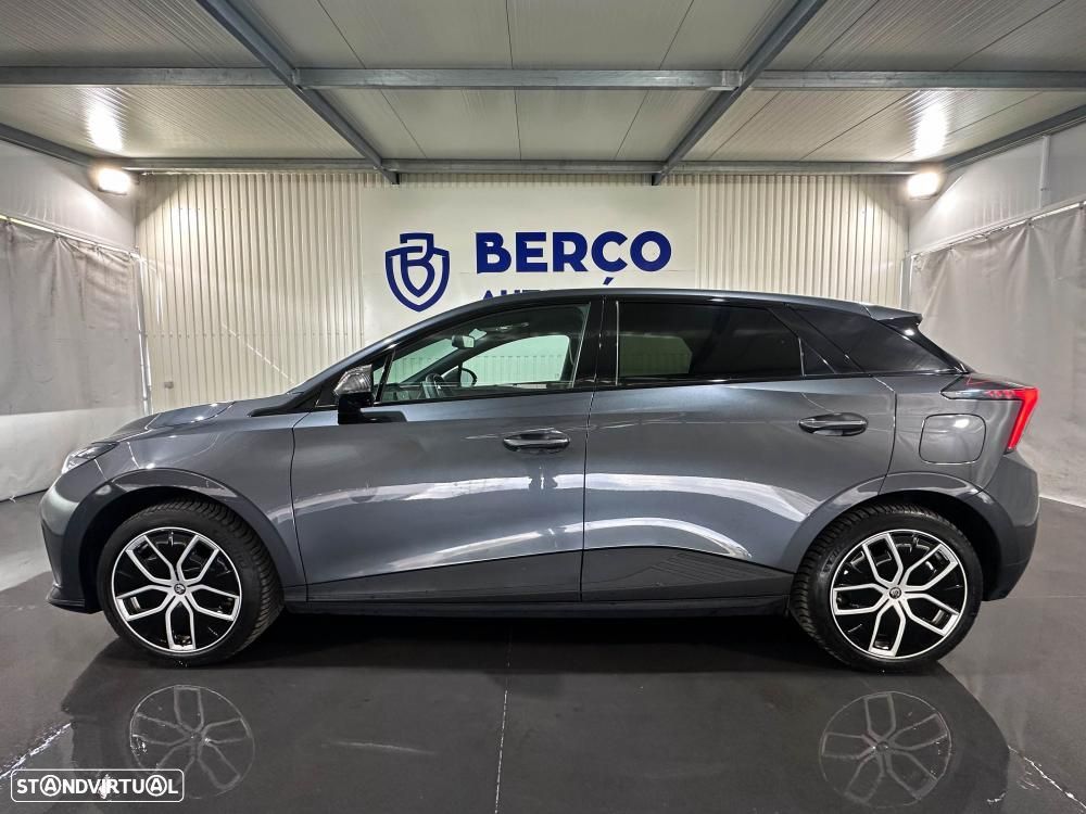 MG MG4 77 kWh Extended Range Luxury - 13