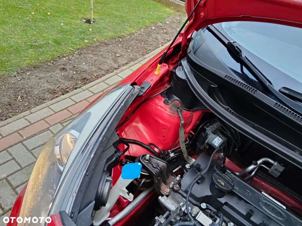 Kia Rio 1.2 Attract - 25