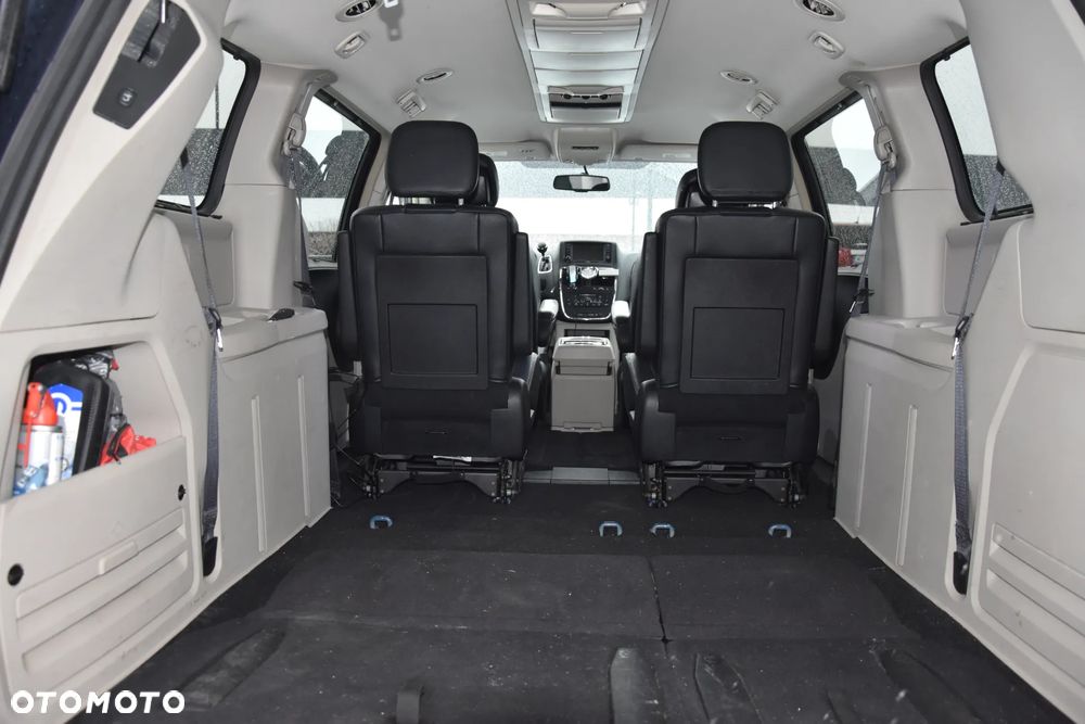 Chrysler Town & Country 3.6 Touring - 18