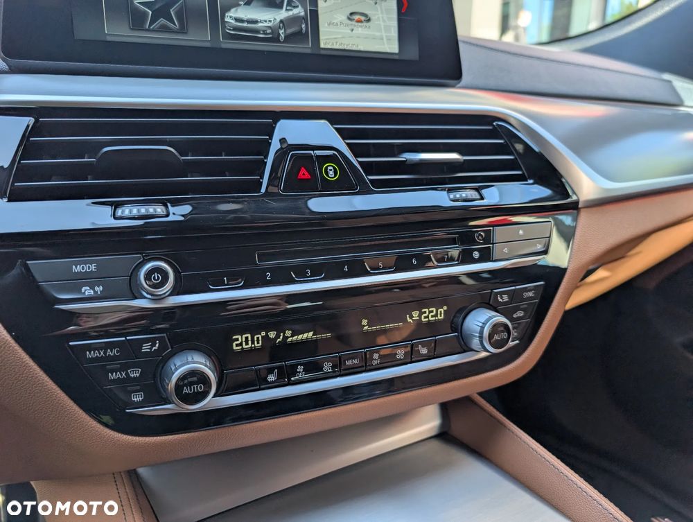 BMW 6GT 630i Luxury Line - 23