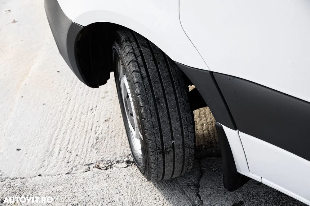 Mercedes-Benz Sprinter 313 - 13