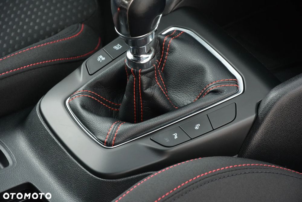 Ford Focus 2.0 EcoBlue ST-Line - 36