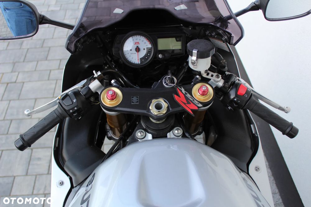 Suzuki GSX-R - 17