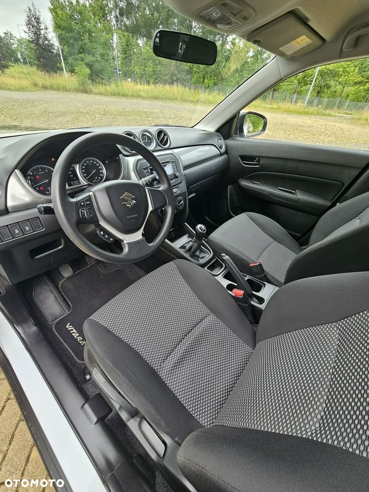 Suzuki Vitara - 11