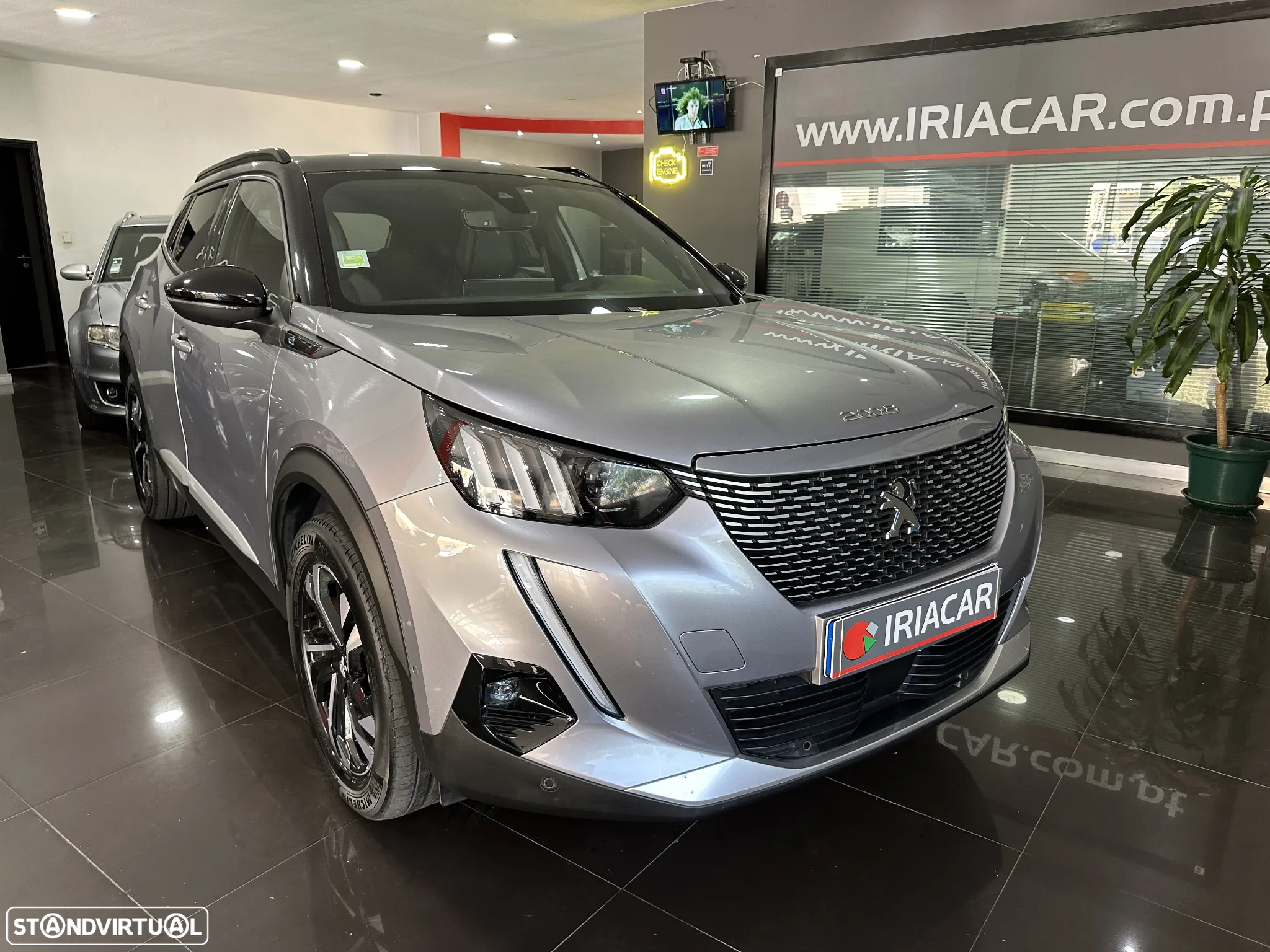 Peugeot e-2008 50 kWh GT Pack - 2