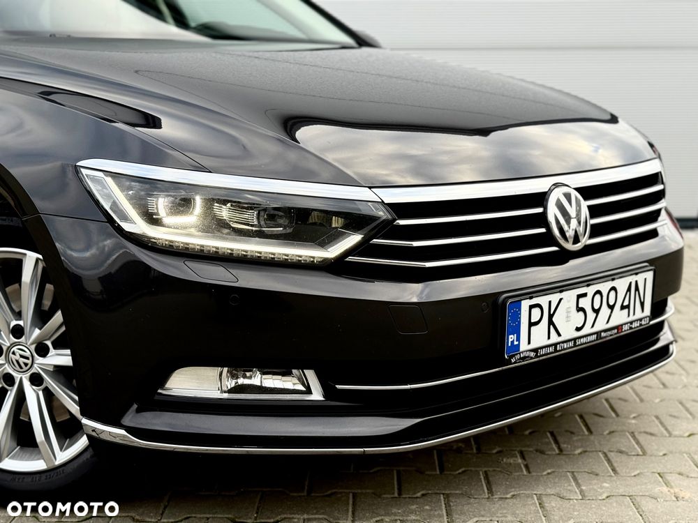 Volkswagen Passat 1.6 TDI SCR DSG - 12