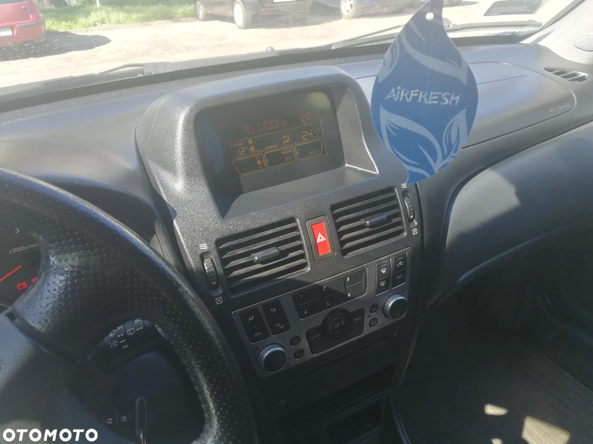 Nissan Almera - 3