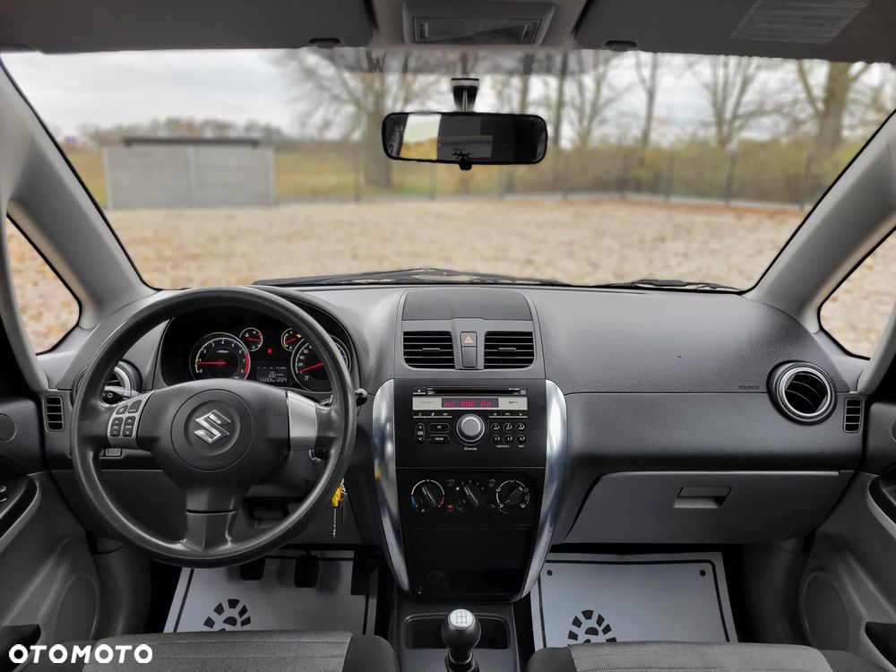 Suzuki SX4 1.5 Comfort - 18