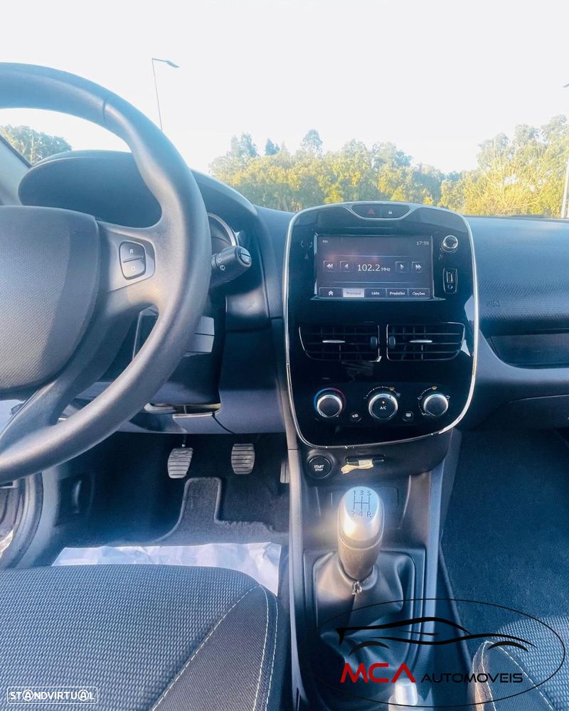 Renault Clio Sport Tourer 1.5 dCi Dynamique S - 17