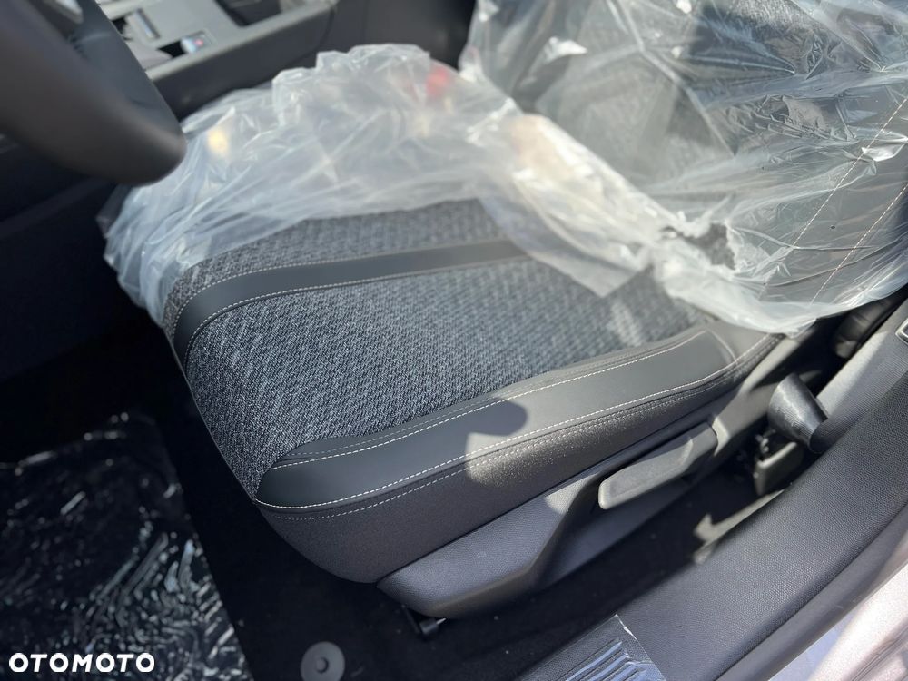 Peugeot 308 1.5 BlueHDi Allure S EAT8 - 17