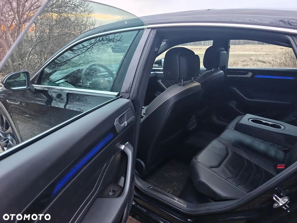 Volkswagen Arteon 2.0 TSI OPF 4Motion DSG R - 12