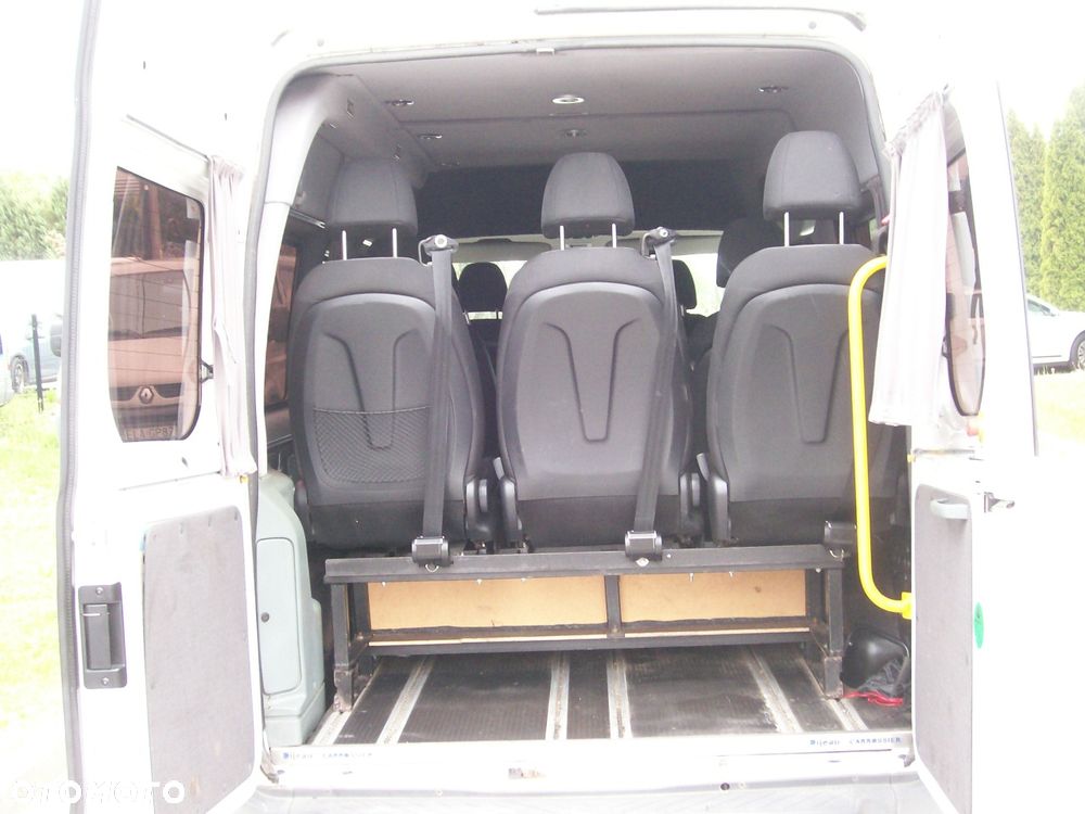 Ford Transit - 9