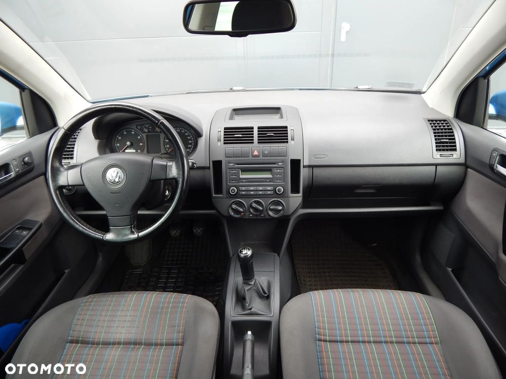 Volkswagen Polo 1.2 12V Comfortline - 25