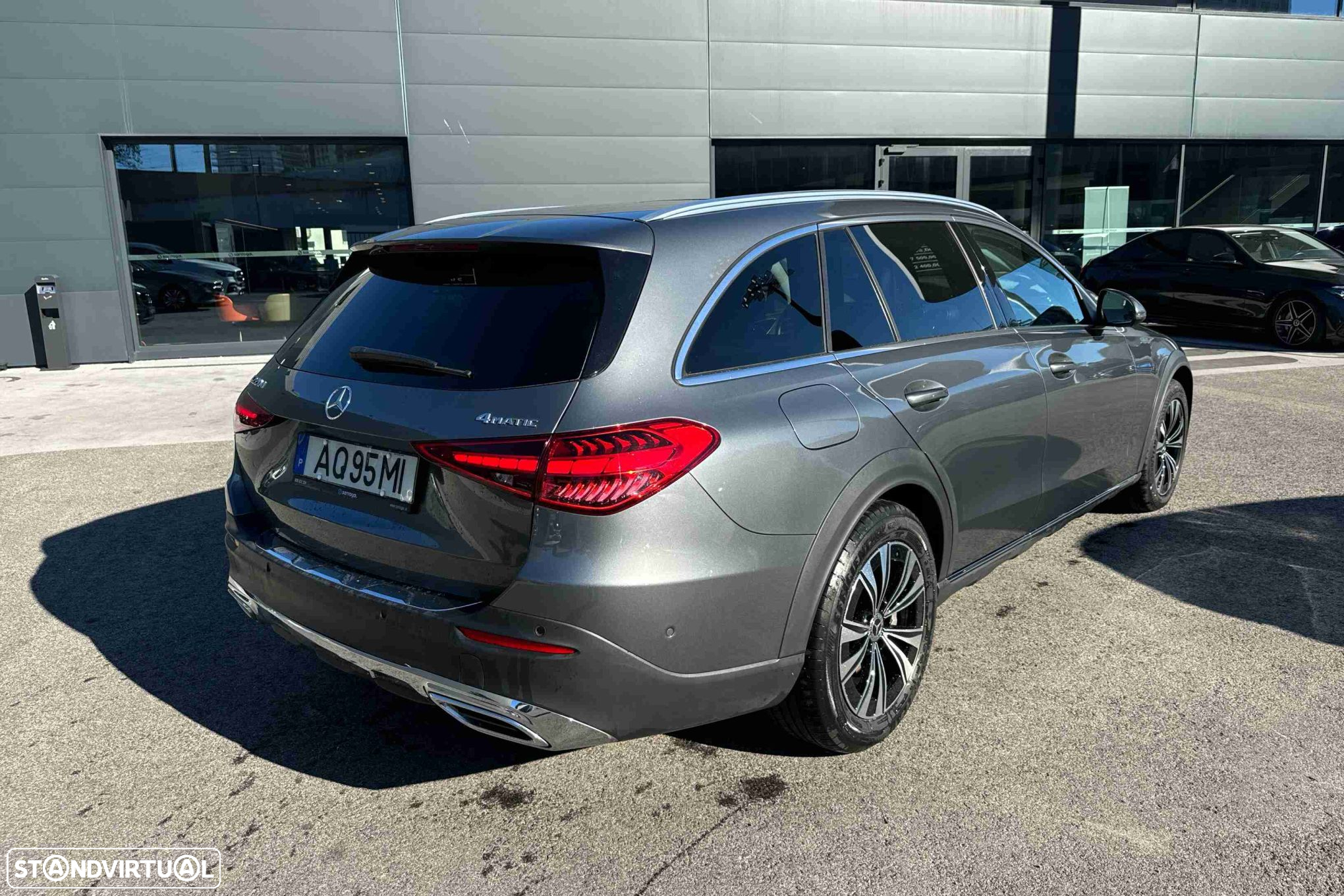 Mercedes-Benz C 220 d 4Matic All-Terrain - 2