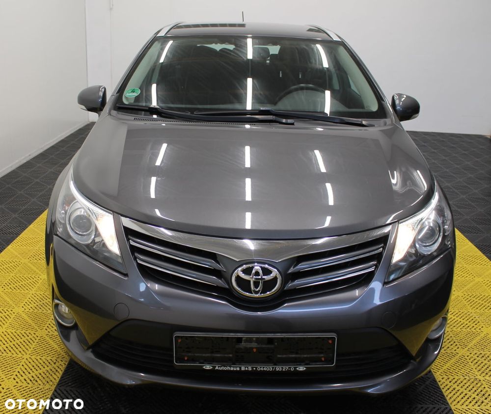 Toyota Avensis Touring Sports 1.8 Multidrive S Executive - 8