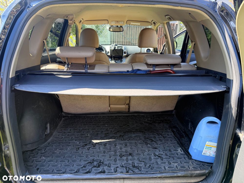 Toyota RAV4 2.0 VVT-i Premium - 12