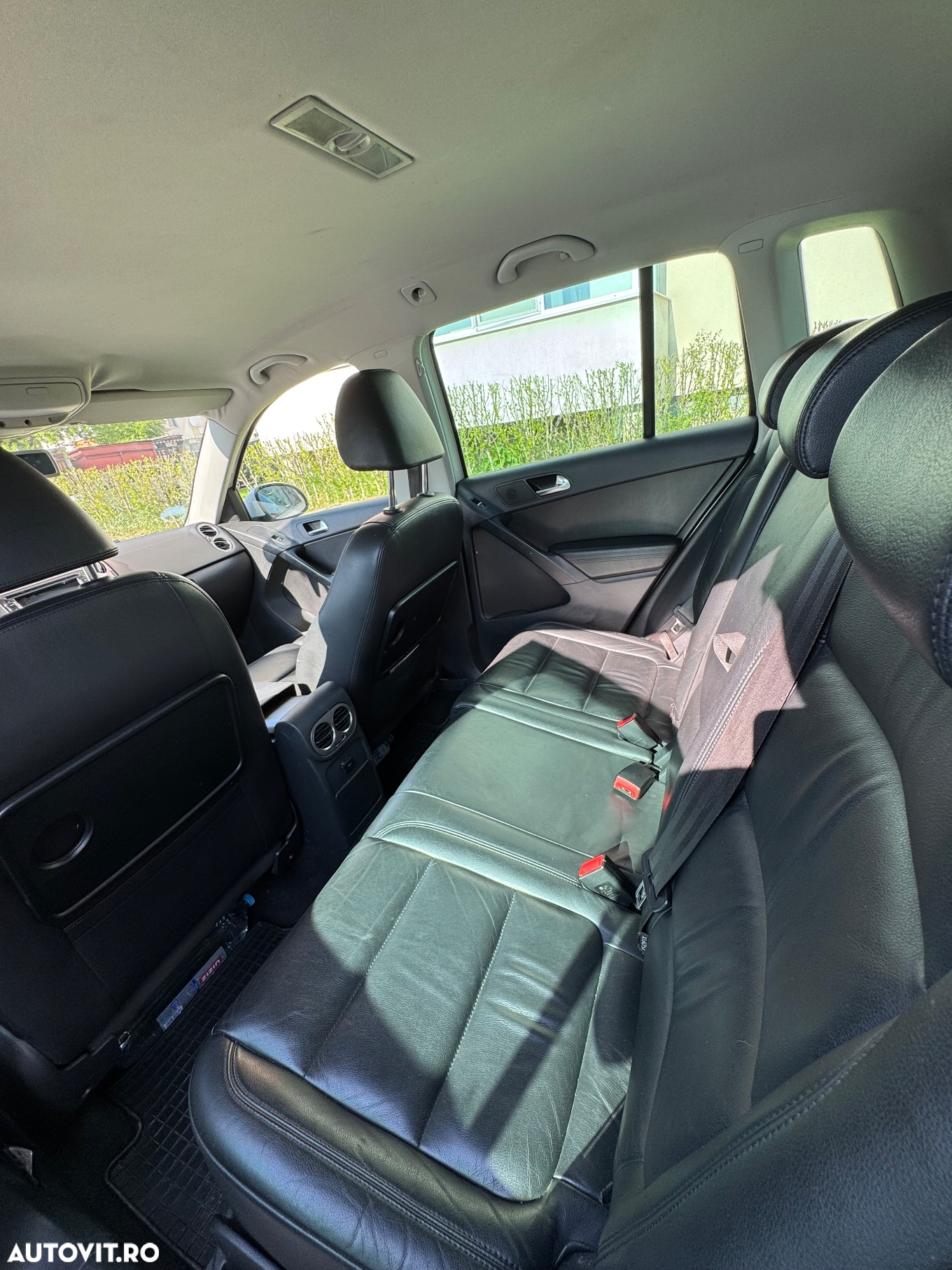 Volkswagen Tiguan 2.0 TDI 4Motion DSG Track & Field - 10