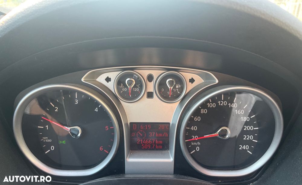 Ford Kuga 2.0 TDCi 4WD Powershift Individual - 2