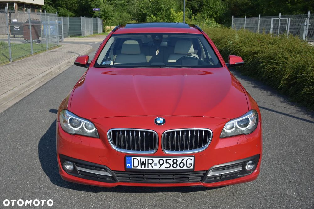 BMW Seria 5 525d - 2
