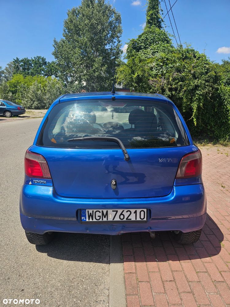 Toyota Yaris 1.0 Luna - 5