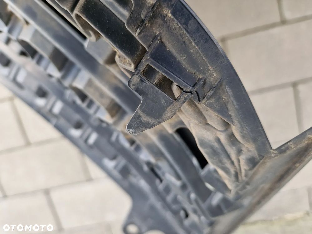 ATRAPA, GRIL MITSUBISHI ECLIPSE CROSS 2017-- - 4