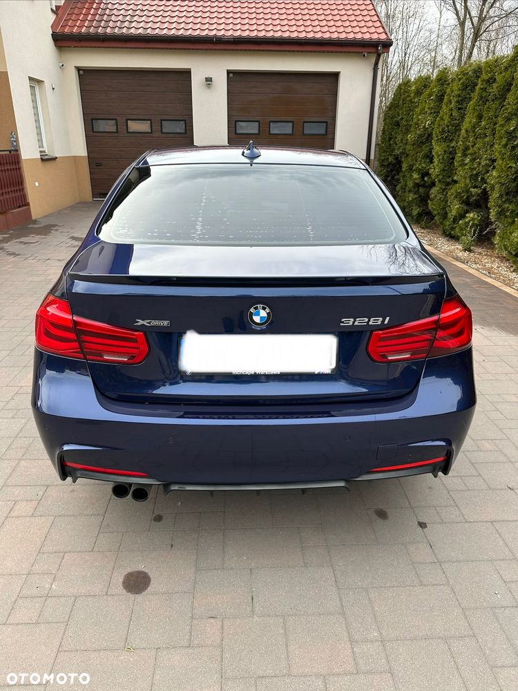 BMW Seria 3 328i Sport Line - 4