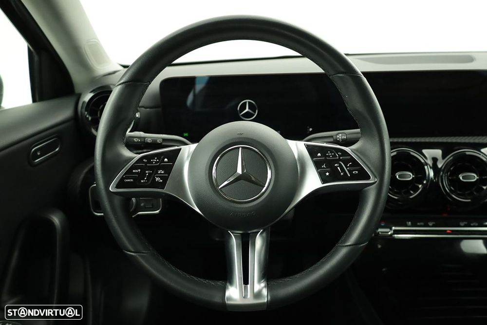 Mercedes-Benz A 200 Standard - 15