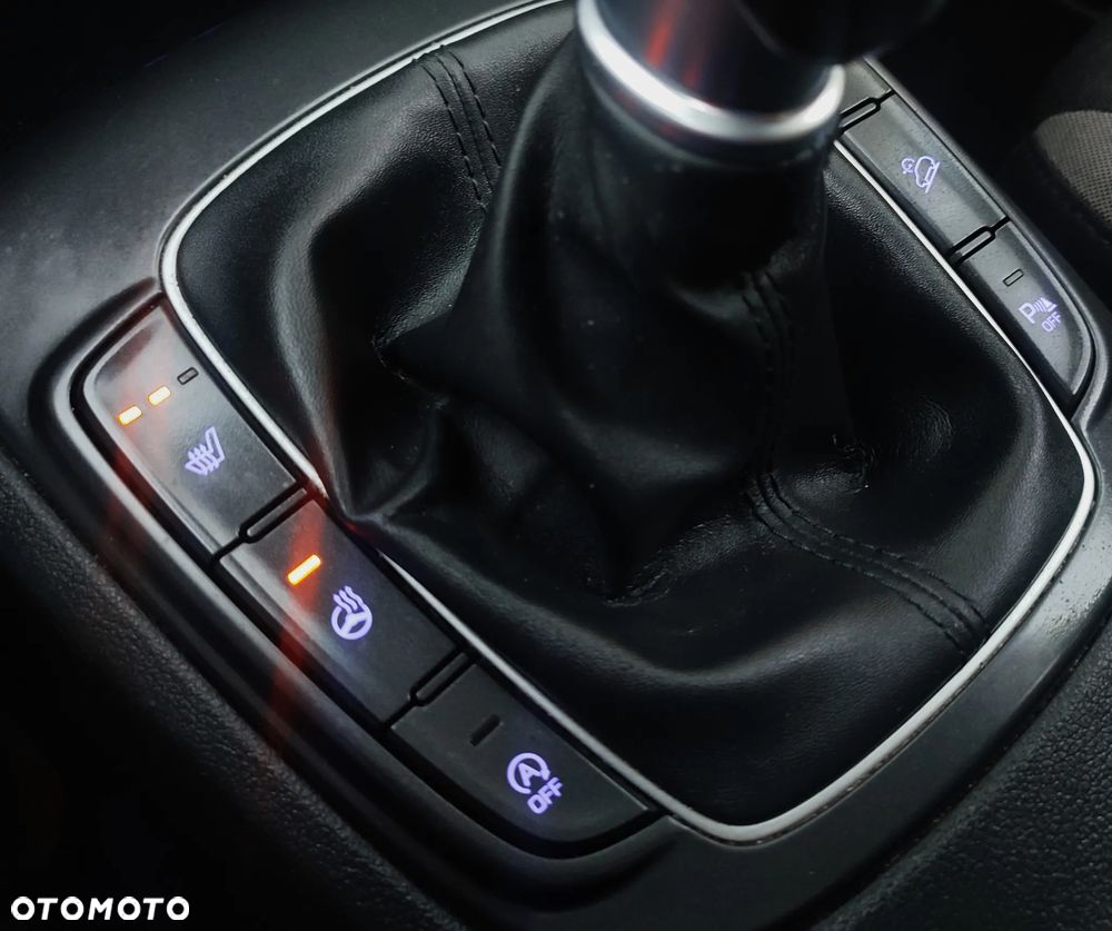 Hyundai Kona - 12