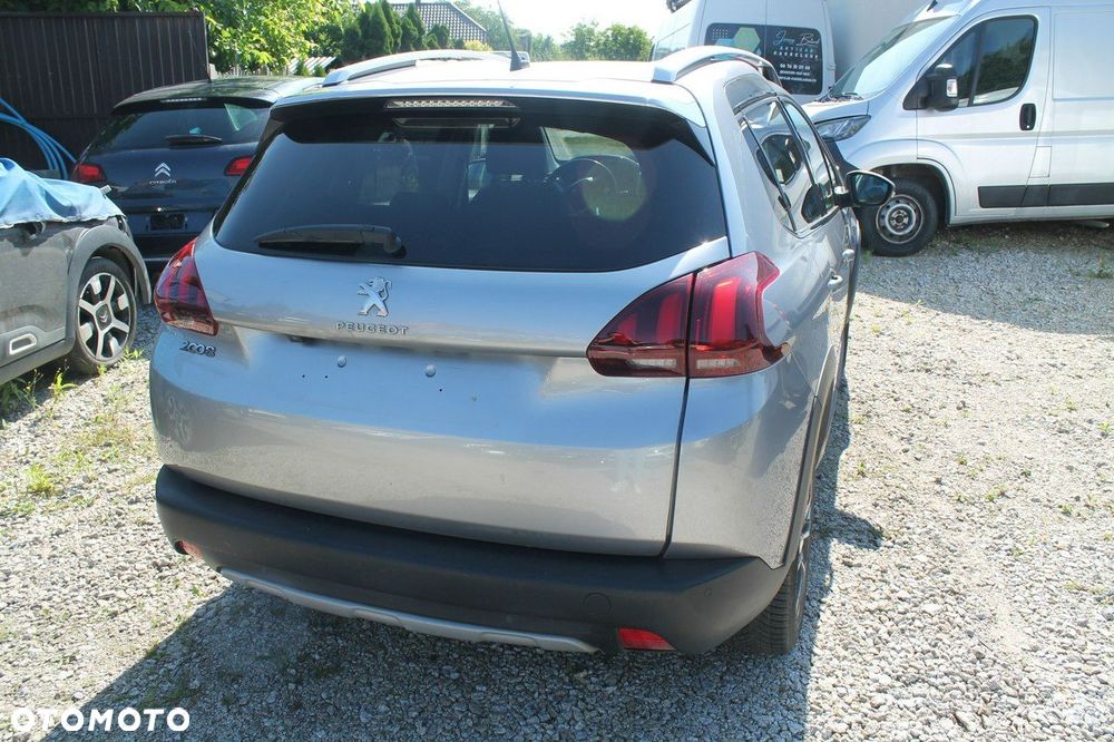 Peugeot 2008 - 5