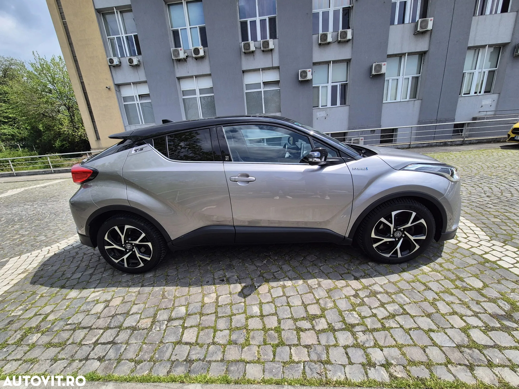 Toyota C-HR 1.8 HSD 4x2 CVT C-ult - 4