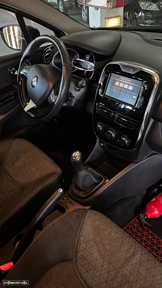 Renault Clio 1.5 dCi Dynamique S - 13