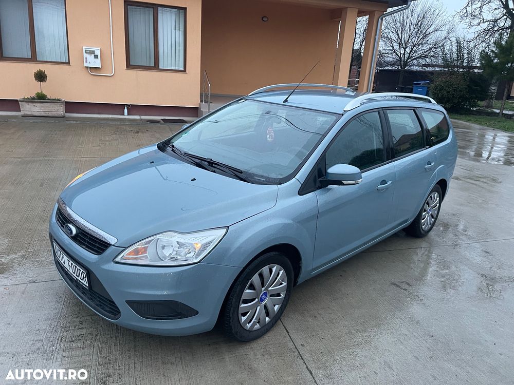 Ford Focus Turnier 1.6 TDCi DPF SYNC Edition - 12