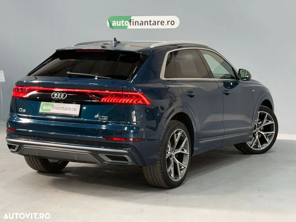 Audi Q8 - 9