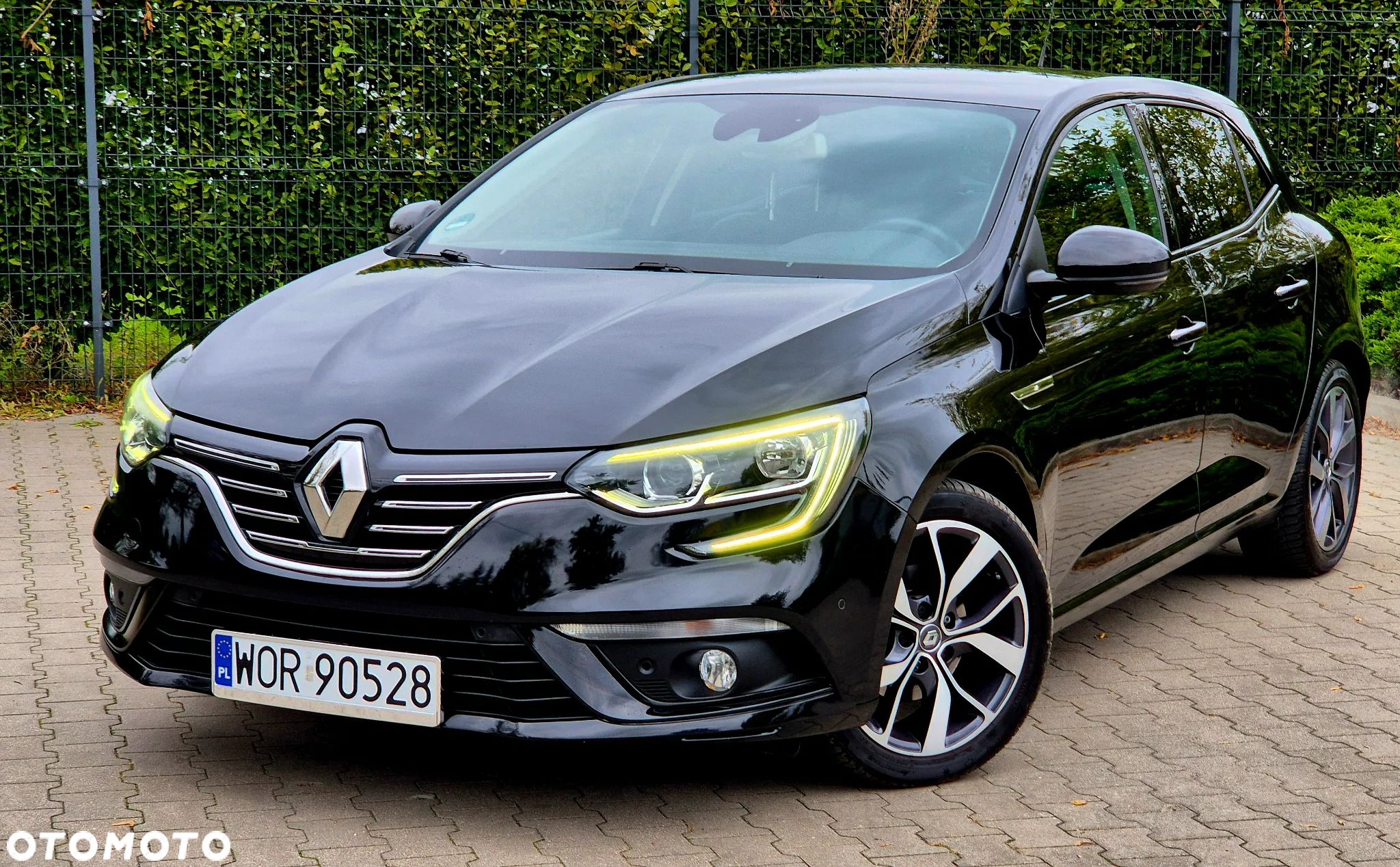 Renault Megane ENERGY TCe 130 Start & Stop Bose Edition - 1
