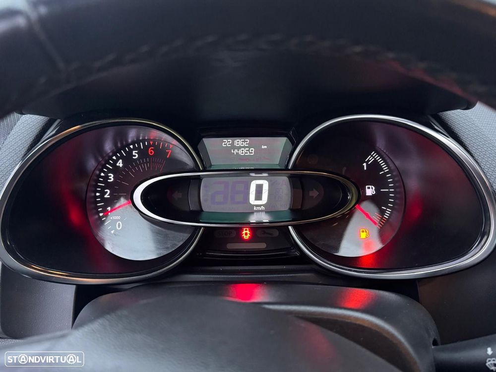 Renault Clio 0.9 TCe Limited Bi-Fuel - 15