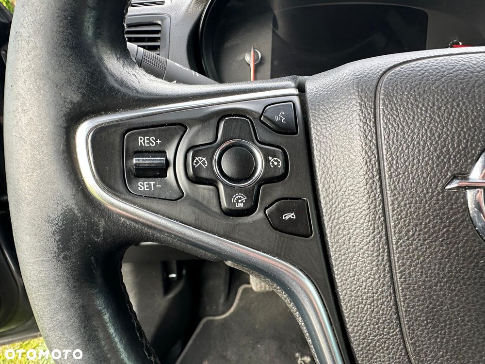 Opel Insignia 2.0 4x4 Exclusive - 21