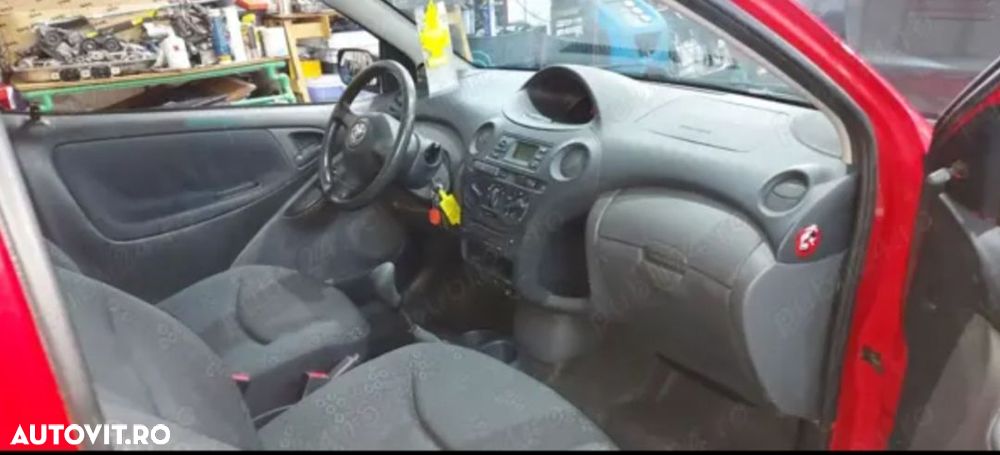 Toyota Yaris 1.4 D-4D - 10