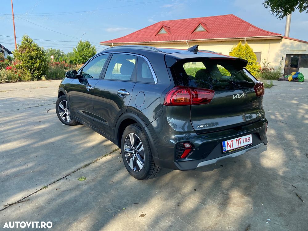 Kia Niro 1.6 GDI HEV 2WD OPF Aut. Vision - 3