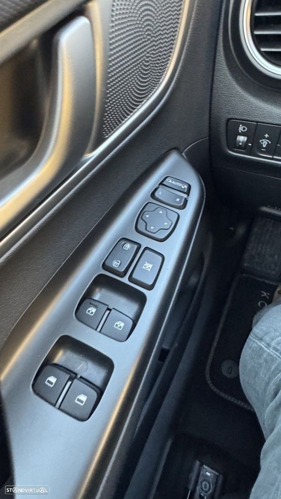 Hyundai Kauai 64 kWh Premium+LED - 26