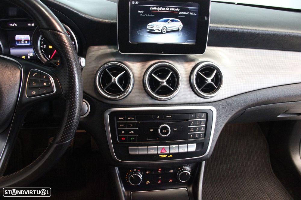 Mercedes-Benz CLA 200 d Shooting Brake Urban Aut. - 18