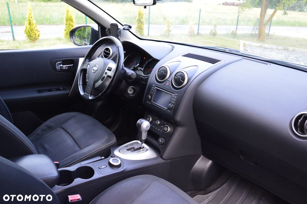 Nissan Qashqai - 23