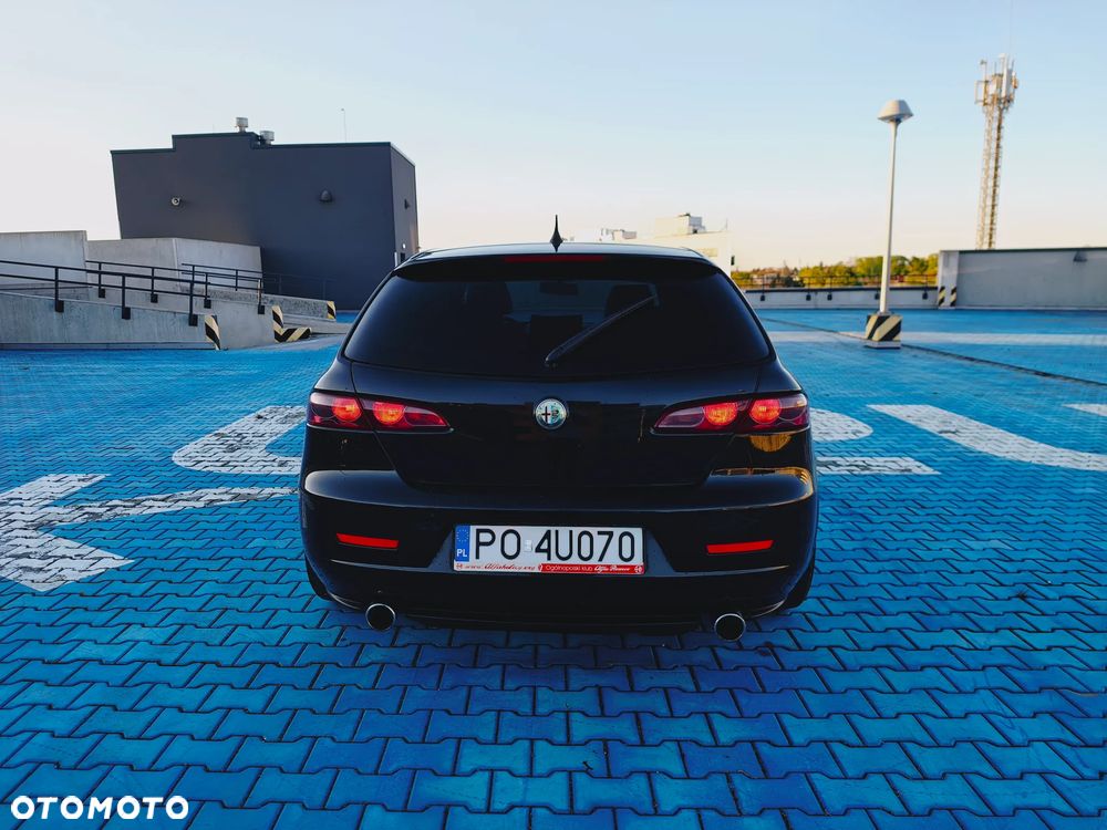 Alfa Romeo 159 1.9 JTDM 8V DPF Distinctive - 4