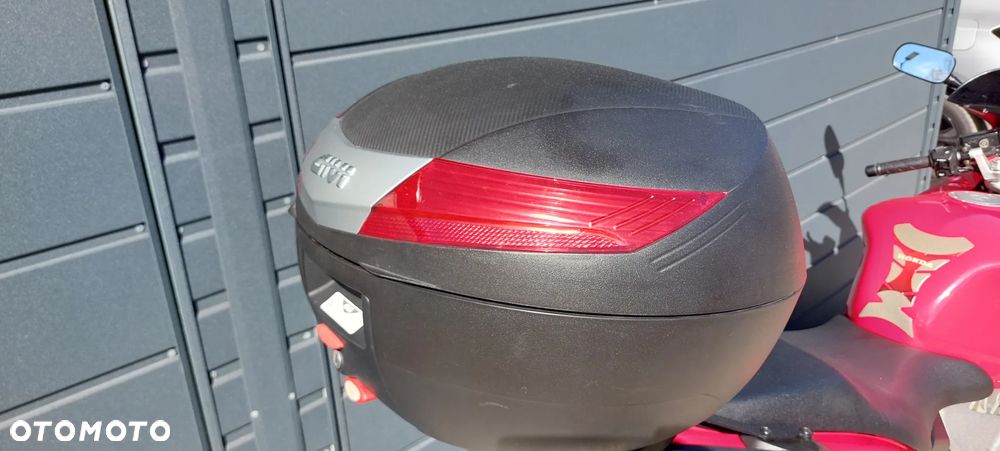 Honda VFR - 37