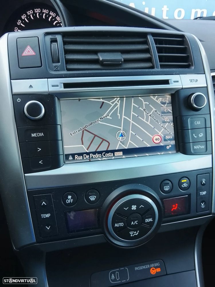 Toyota Verso 1.6 D-4D Exclusive+GPS - 10