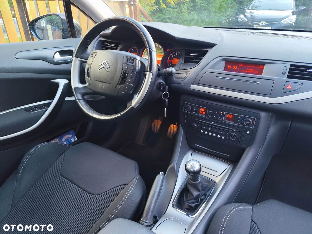 Citroën C5 2.0 16V Confort - 8