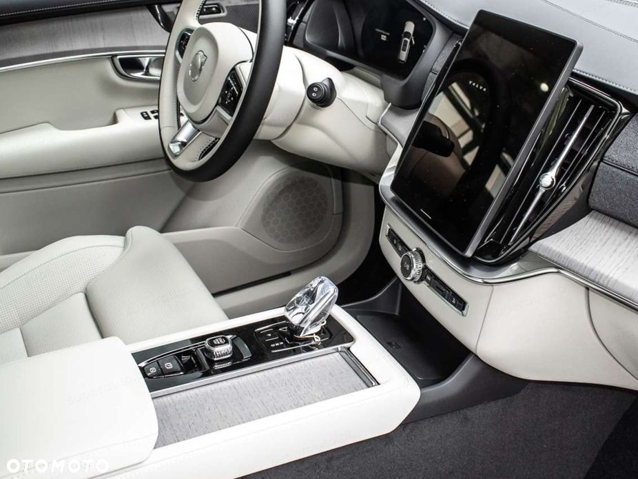 Volvo XC 90 B5 B AWD Ultra Dark 7os - 15
