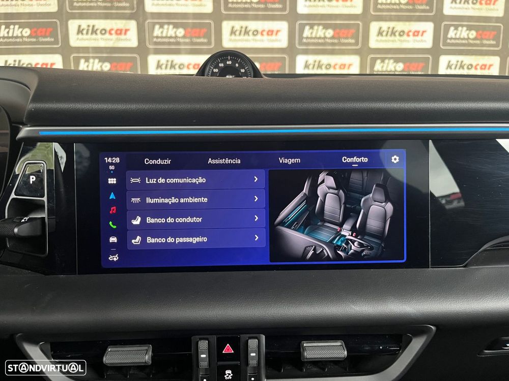 Porsche Macan Electric 4 - 43